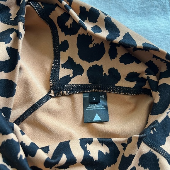 Balance Athletics Ascend Short King Cheetah - Picture 5 of 6